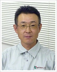現場所長　建築部　佐藤正明